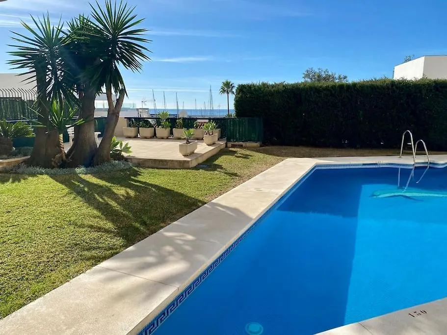 Seafront In Marbella With Pool And Garage Apartment